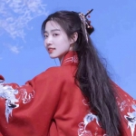 微信高清风格各异的女生红色系头像图片