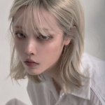 QQ高清超酷好看的染发社会女头像图片