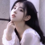 高颜值女头真人高清图片