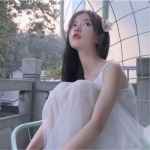 2023好看高清的网图女生照片头像
