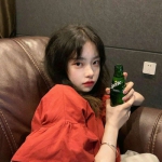 QQ好看高清的真人个性女头图片