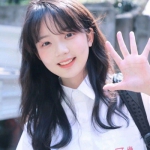 女孩子高清简单的干净到极致头像图片