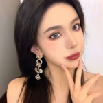 时尚气质高清漂亮的高冷御姐头像图片