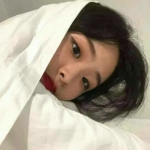 微信恩爱甜蜜的高清真人情头一对两张图片