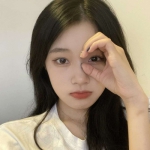 2023高清真人照的网图女头