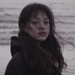 伤感高清丧系忧愁的女头像图片