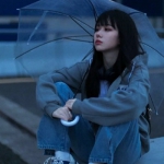 微信高清淡蓝色的唯清新女头图片