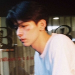 侧脸高清好看的帅气男头图片大全