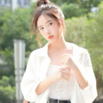 微信好看高清的干净唯美清新女头图片