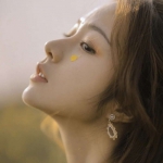 微信真人高清高冷范气质女头图片