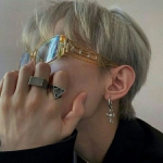 微信真人好看高清的酷酷男头图片