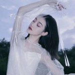 微信唯美优雅高贵女头图片