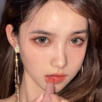 女生高级感十足好看高清的ins头像图片
