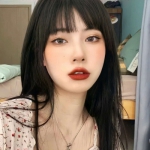 微信冷酷女生高冷真人头像图片