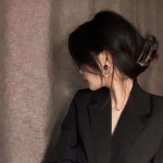 2023高清现在最火的QQ女头图片