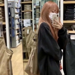 2022年潮流女生高清头像图片