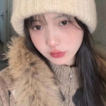 2023真人如初见女头图片