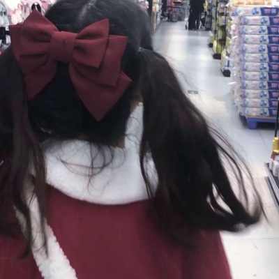 女生红色新年高清头像图片(图2)