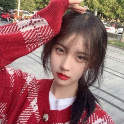 女生红色新年高清头像图片(图9)