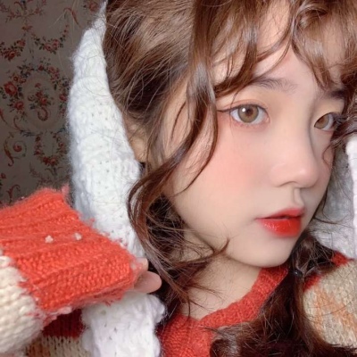 女生红色新年高清头像图片(图4)