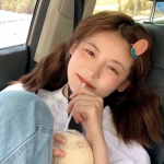 2023女孩甜美风微信头像