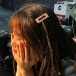 2023新版微信头像女生真人照片