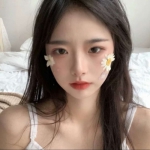 性格天真烂漫的可爱女头图片