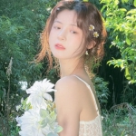 2023高清全网最火的绿色头像女生图片