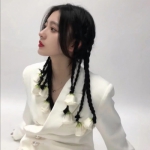 2023好看高清的冷酷小姐姐头像高冷图片