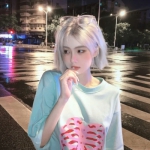 微信2022最新款女生真人头像图片