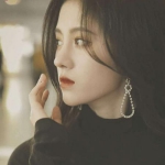 女生2022复古高冷高清QQ头像图片