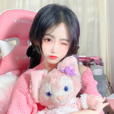 女生抖音游戏真人头像图片(图5)