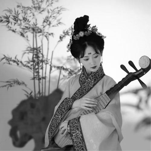 女生好看高清黑白古风头像图片(图92)