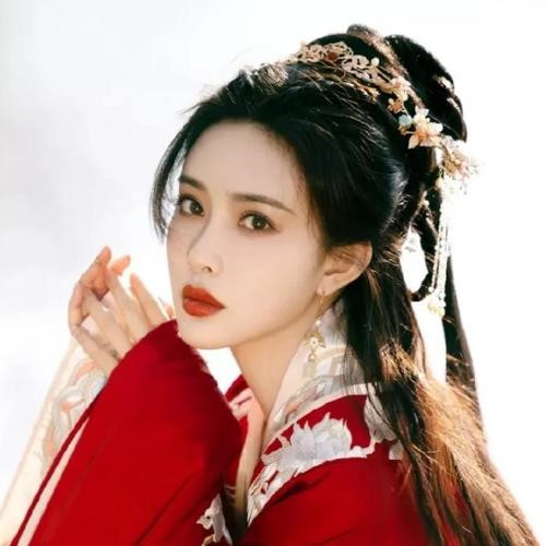 火爆全网的2024古风女生头像图片(图60)