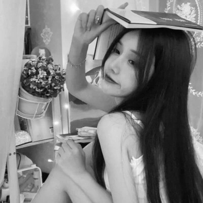 真人黑白少女风头像图片(图33)