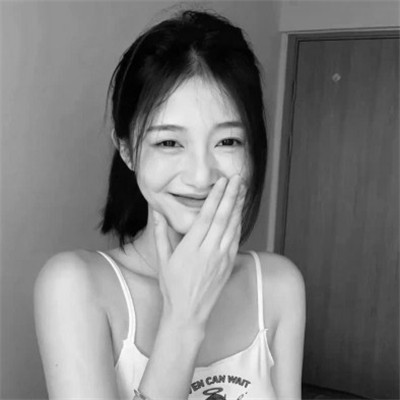 真人黑白少女风头像图片(图78)