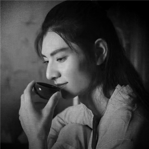 黑白古风男生头像(图41)
