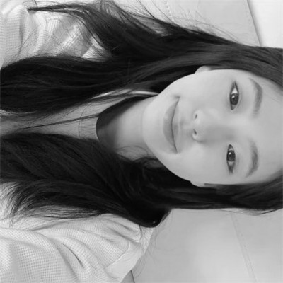 真人黑白少女风头像图片(图83)