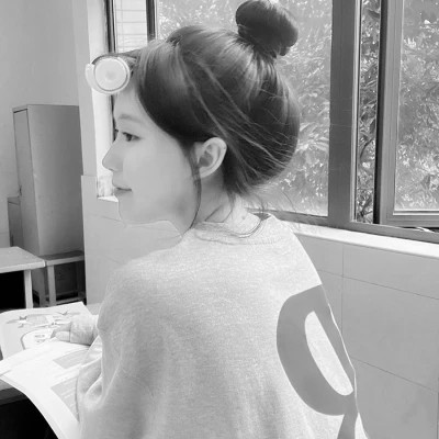 黑白系高清女真人头像(图89)