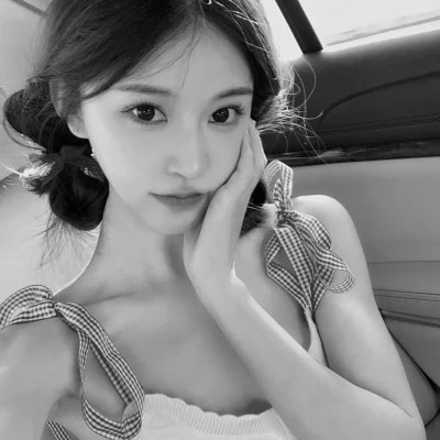 黑白系高清女真人头像(图29)