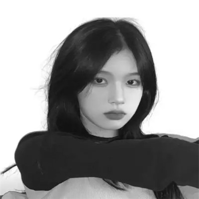 微信女生高清黑白真人头像图片(图9)