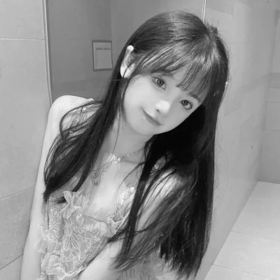 唯美黑白女生头像图片(图79)