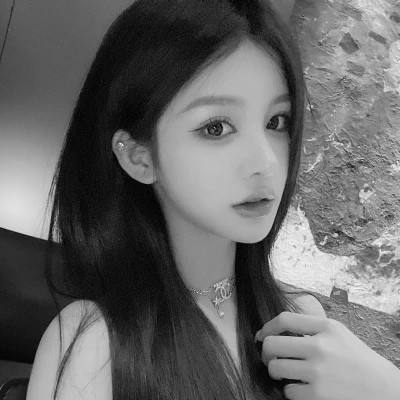 唯美黑白女生头像图片(图28)