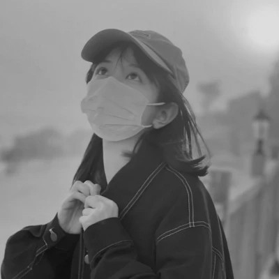 唯美黑白女生头像图片(图99)