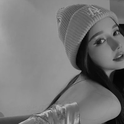 黑白系高清女真人头像(图102)