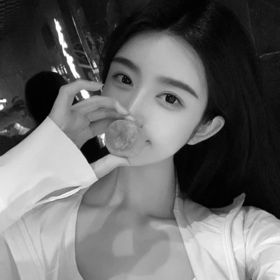 黑白系高清女真人头像(图37)