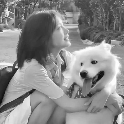唯美黑白女生头像图片(图56)