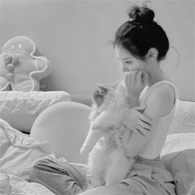 唯美黑白女生头像图片(图106)