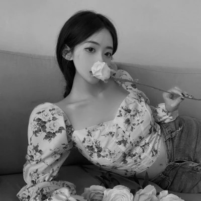 黑白系高清女真人头像(图78)