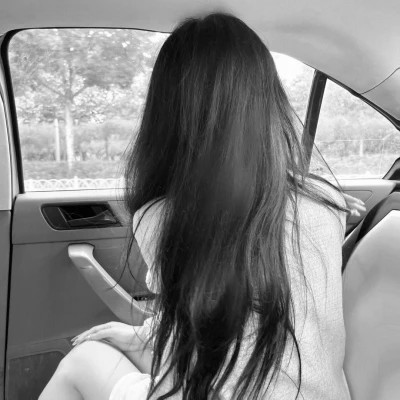 黑白系高清女真人头像(图83)